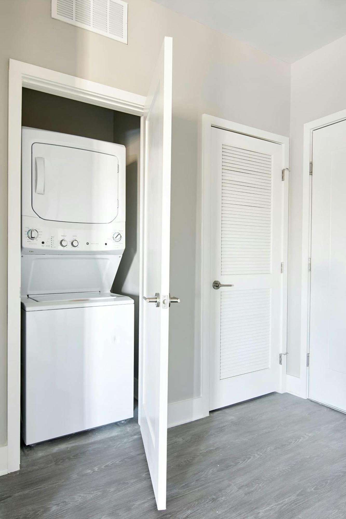 Sonder By Marriott Bonvoy Belcourt Apartments Hillsboro Village Нашвил Екстериор снимка
